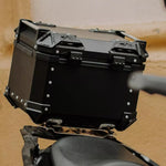 BAUL TRASERO MOTOCICLETA LS2 B45 ALUMINIO NEGRO 45 LTS