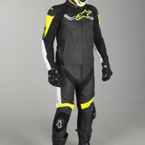 TRAJE 2 PIEZAS DE PIEL CHALLENGER V2 NGO/BCO/AMA